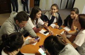 Для молодых парламентариев Москвы стала доступна мобильная версия онлайн-системы «Движок»