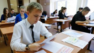 Сдать базовый ЕГЭ по математике после 10 класса московские школьники смогут в 2016 году