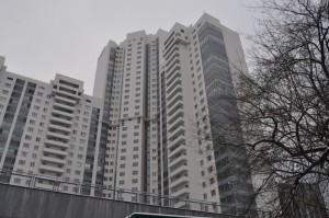 Самой дорогой в ЮАО является четырехкомнатная квартира в 1-ом Нагатинском проезде (на фото ЖК "Скай Форт")