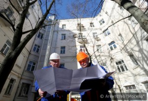 По мнению единороссов, необходимо освободить жителей Москвы старше 80 лет от уплаты взносов