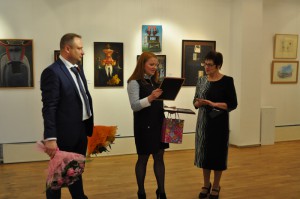 Депутат Людмила Кузьмина получила благодарственное письмо от коллег