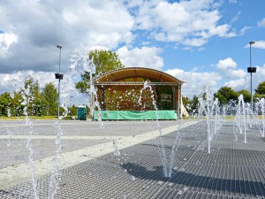 В период майских праздников в парке «Садовники» начали работать фонтаны
