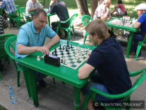 Сыграть партию в шахматы с известными мастерами жители ЮАО смогут в эту субботу
