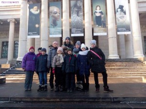 Ученики школы №1073 на экскурсии по Музею изобразительных искусств имени Пушкина