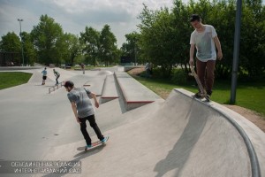 Скейтбордисты в парке "Сдаовники"