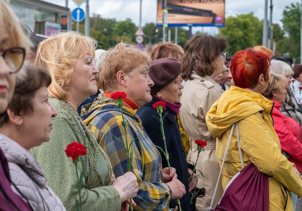 Мемориально-патронатную акцию провели представители управы Нагатина-Садовников. Фото: официальная страница управы района Нагатино-Садовники в социальных сетях