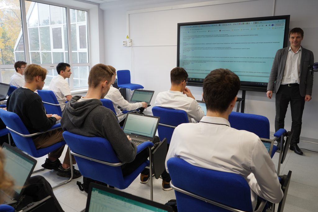 День открытых дверей пройдет в МГКЭИТ. Фото: Анна Быкова, «Вечерняя Москва»