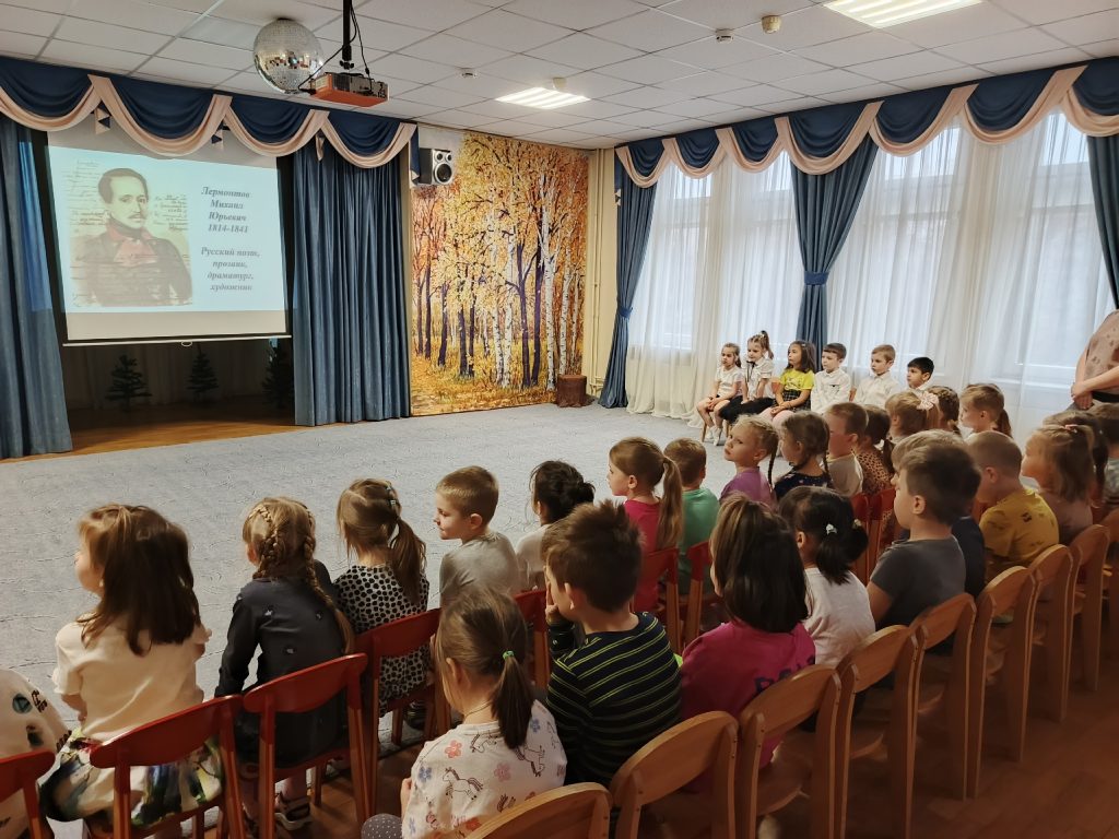 Литературно-музыкальное мероприятие провели для в дошкольном отделении школы №504. Фото: официальная страница школы №504 в социальных сетях