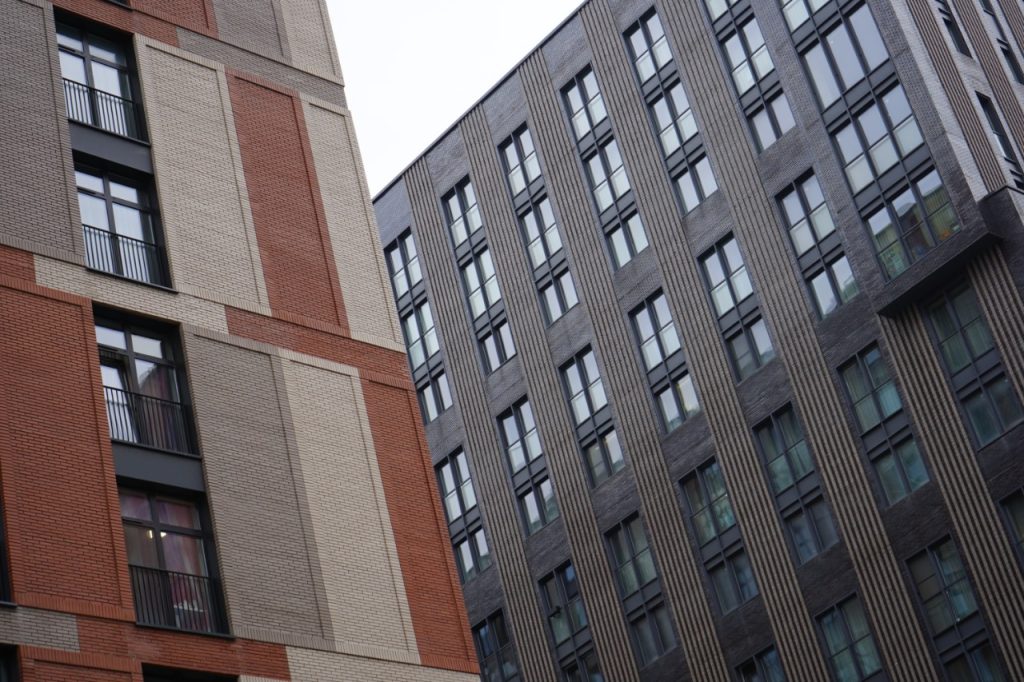 Обновление жилого фонда продолжается в районе Нагатино-Садовники. Фото: Анна Быкова, «Вечерняя Москва»