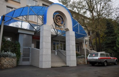 Строители завершили все монтажные работы по возведению спального корпуса Центра милосердия в районе Орехово-Борисово Северное