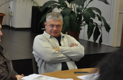 На фото депутат Юрий Каминский