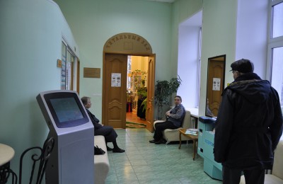 Жителям района помогут решить юридические и правовые вопросы в библиотеке имени Толстого