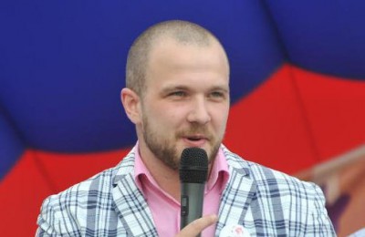 На фото председатель молодежной палаты района Нагатино-Садовники Борис Поткин