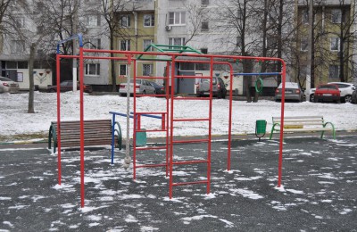 Спортивная площадка на Коломенском проезде