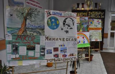 Выставка социальных плакатов проходит в управе района Нагатино-Садовники