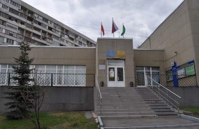 На фото здание администрации муниципального округа Нагатино-Садовники