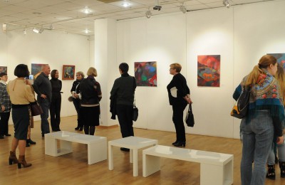 В экспозицию вошло более 20 картин живописца, созданных в разные периоды творчества художника