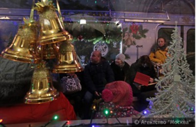 В Москве более 235 тысяч человек воспользовались общественным транспортом в ночь на Рождество