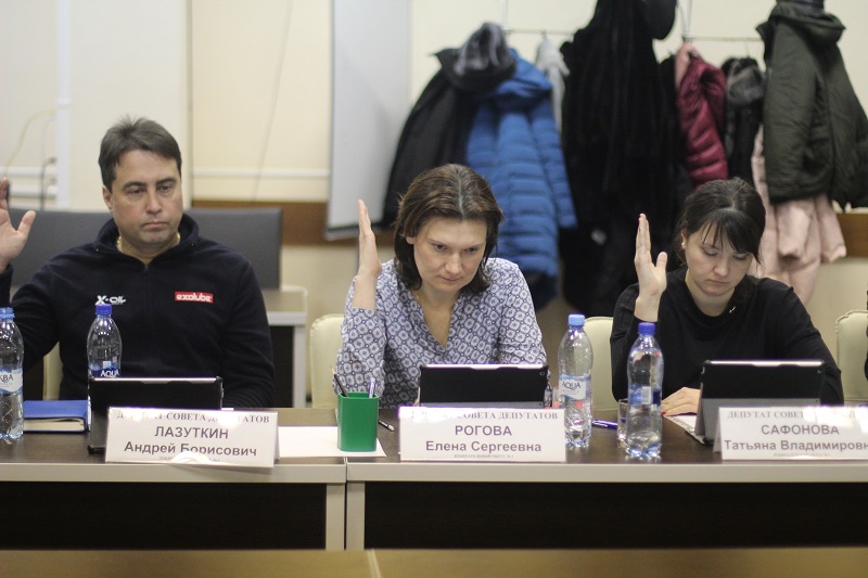 Минус один: муниципальные депутаты Нагатина-Садовников поддержали решение ликвидировать нерентабельный киоск с арбузами