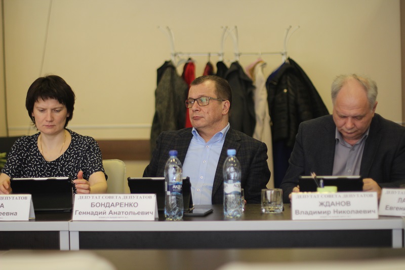 Муниципальные депутаты Нагатина-Садовников провели очередное заседание Совета