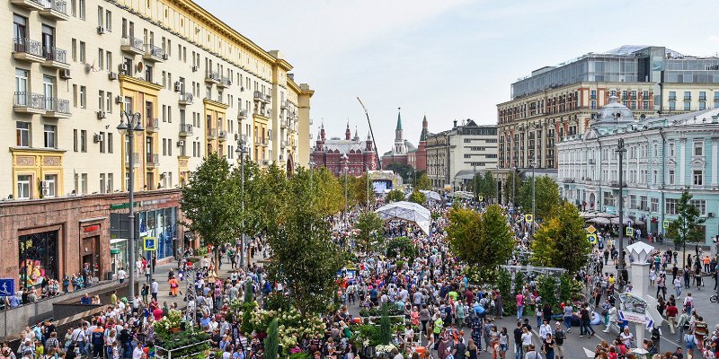 День города, праздник, Тверская улица, перекрытия, 872-летие Москвы, транспорт