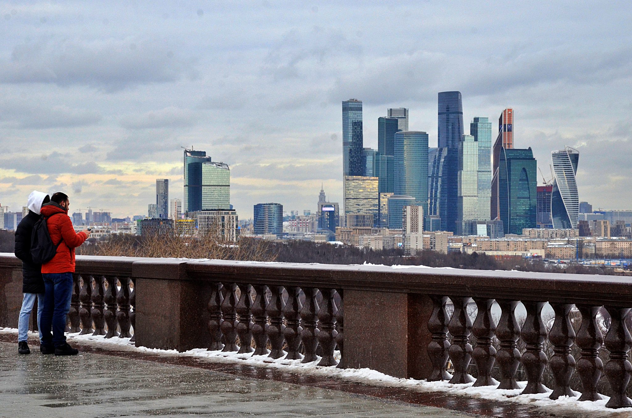 воробьевы горы зимой москва