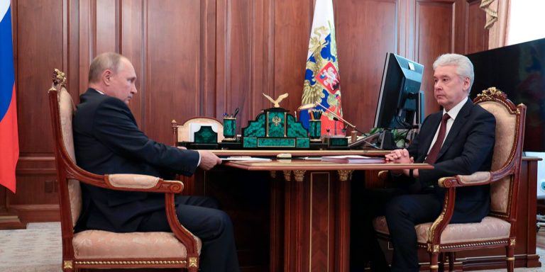 На фото действующий Президент России Владимир Путин и Сергей Собянин. Фото: сайт мэра Москвы