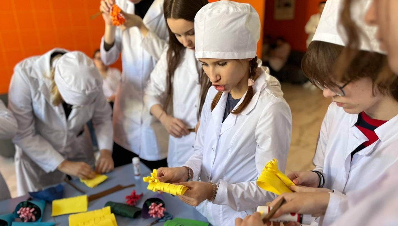 Фестиваль кружков и студенческих объединений состоялся в МК №1. Фото: официальная страница Медицинского колледжа №1 в социальных сетях