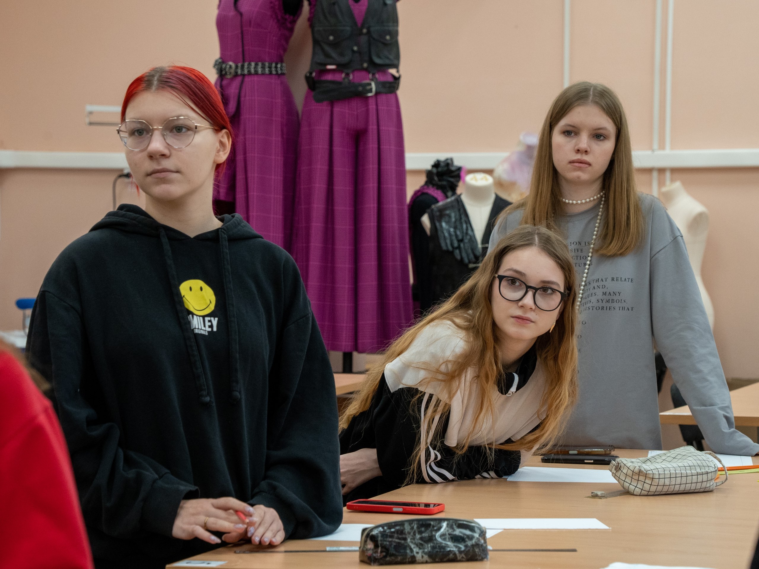 Соревнования по созданию одежды прошли в Технологическом колледже №34. Фото: официальная страница Технологического колледжа №34 в социальных сетях