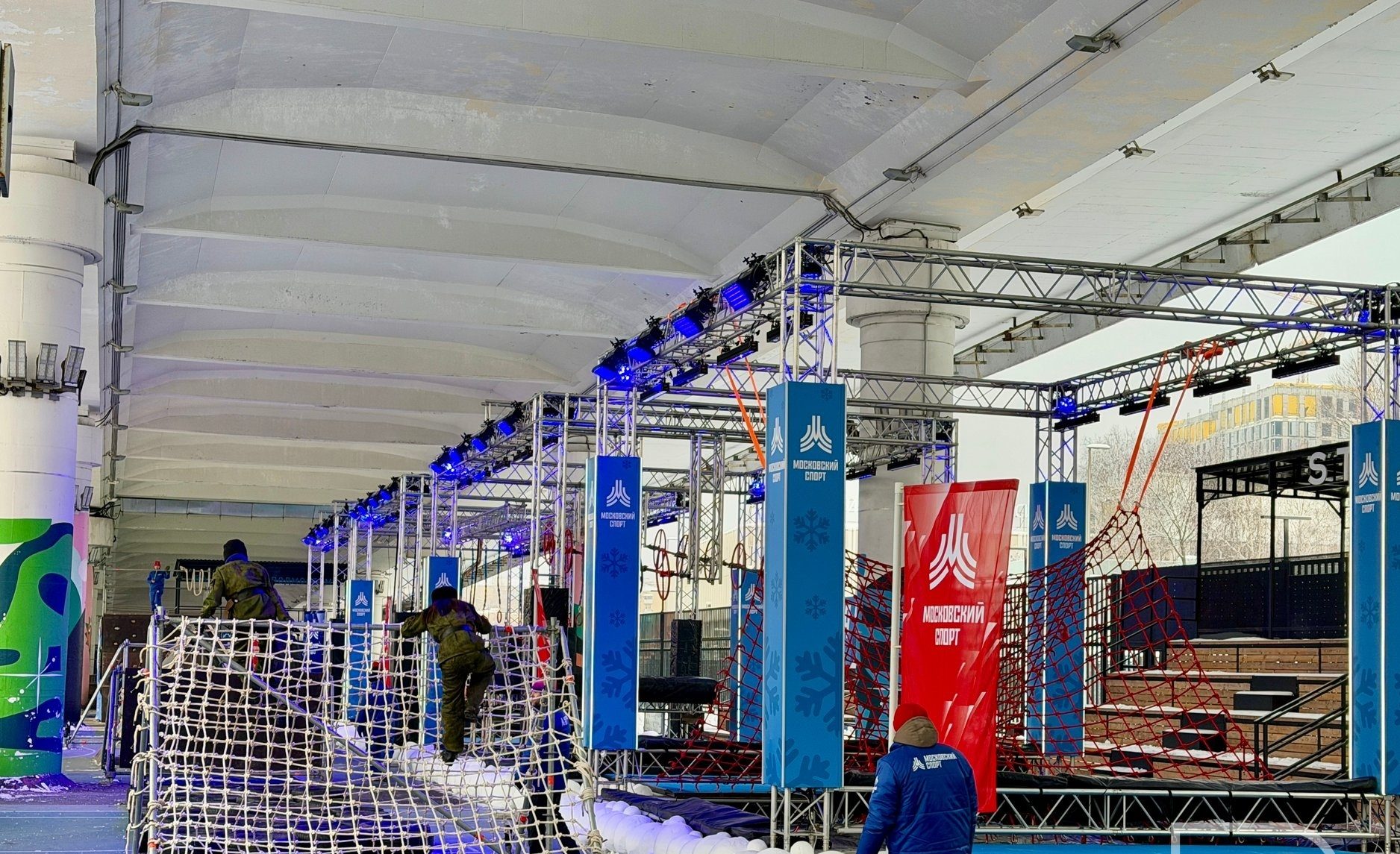 Студенты Медицинского колледжа №1 приняли участие в военно-спортивной игре. Фото: страница Медицинского колледжа №1 в социальных сетях