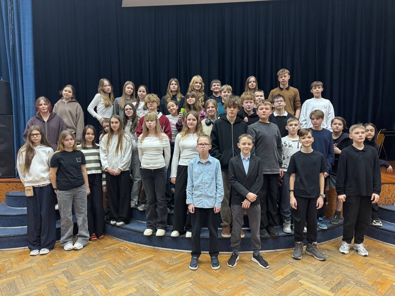 Театральную постановку представили в школе №1375. Фото: страница школы №1375 в социальных сетях