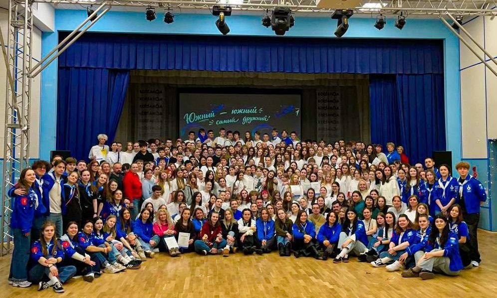 Ученики школы №1375 приняли участие в образовательной программе. Фото: страница школы №1375 в социальных сетях