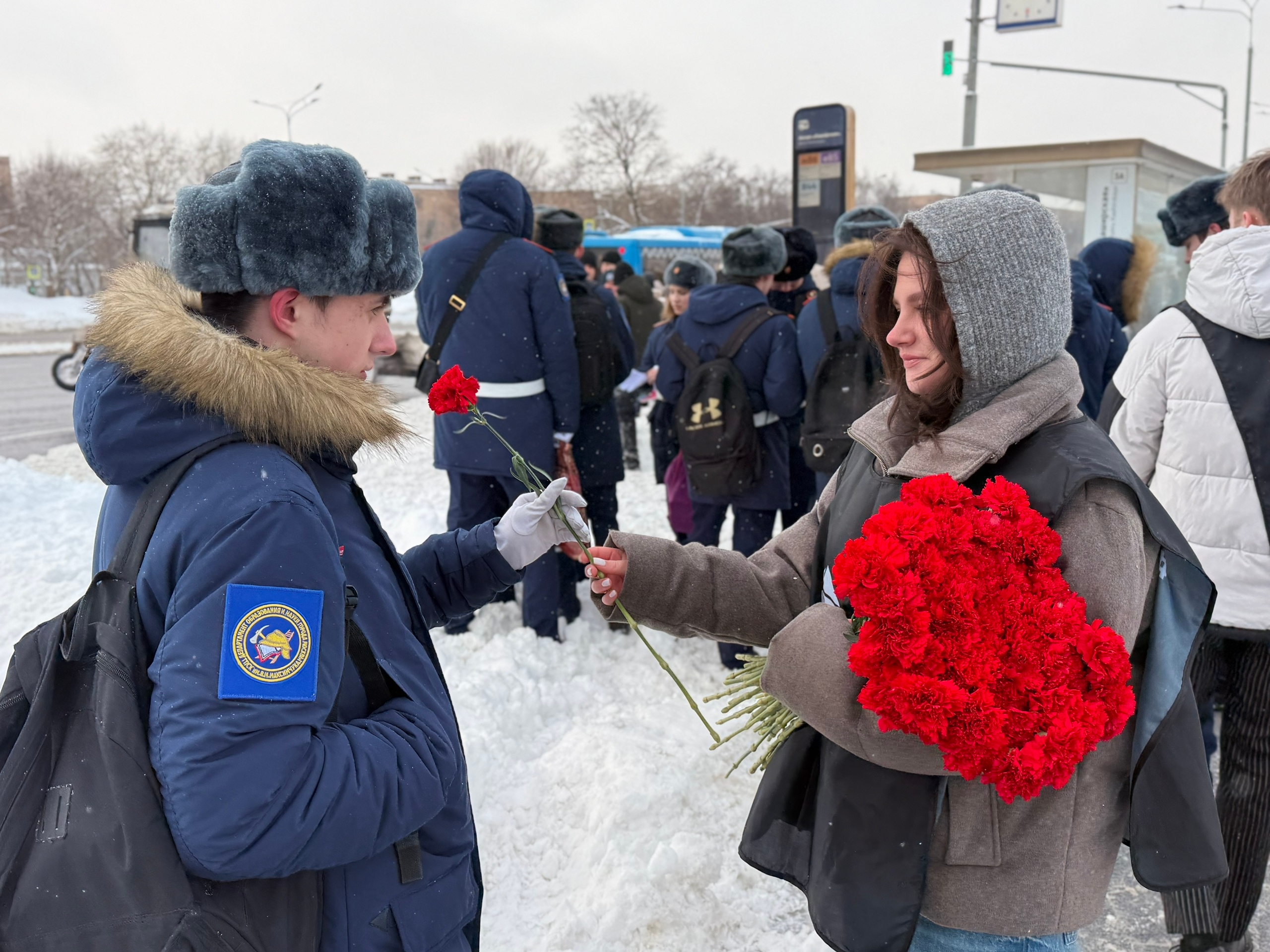 Мемориально-патронатная акция прошла в районе Нагатино-Садовники. Фото: страница Молодежной палаты района Нагатино-Садовники в социальных сетях